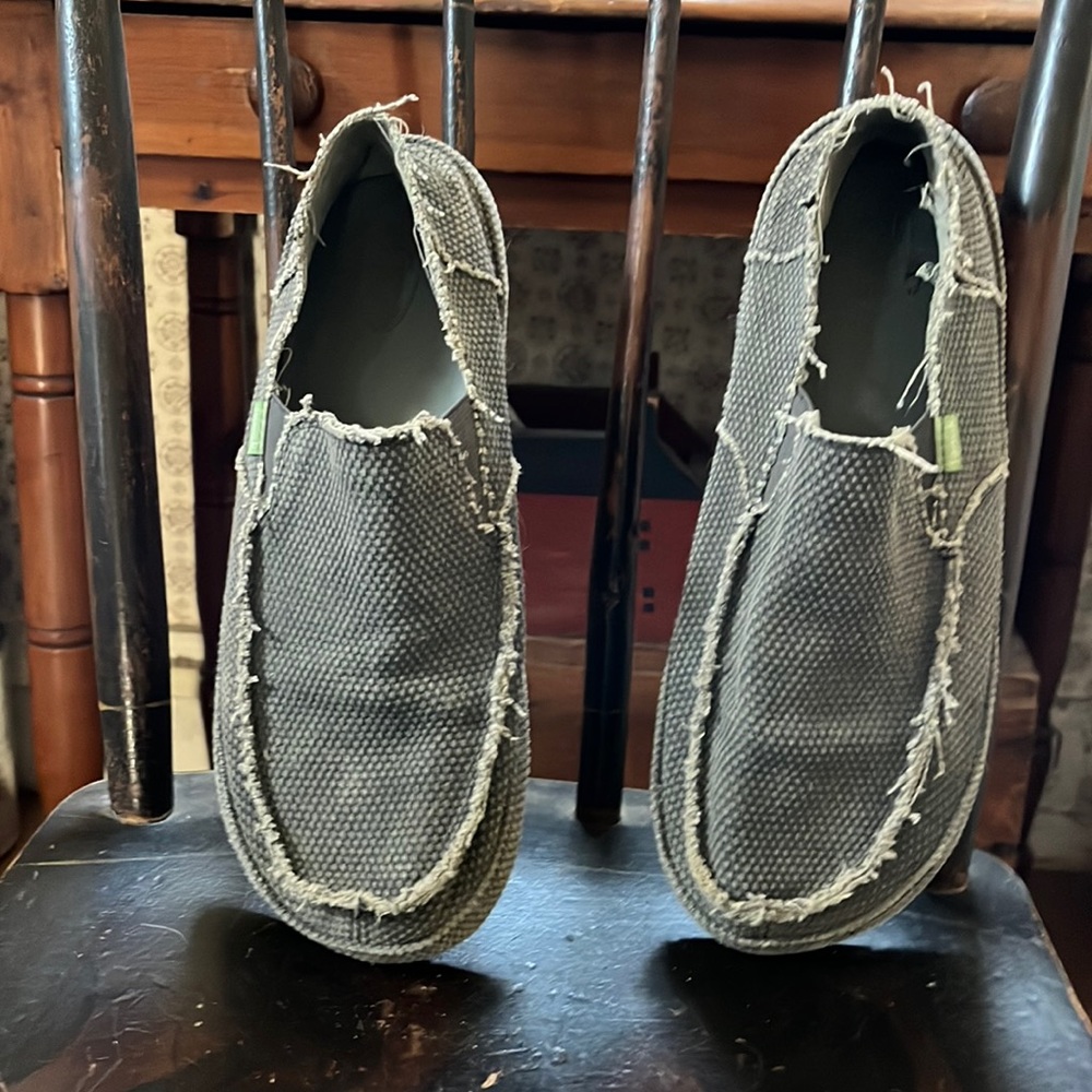 Sanuk Slip On